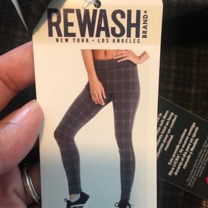 NWT plaid black leggings. Rewash brand.